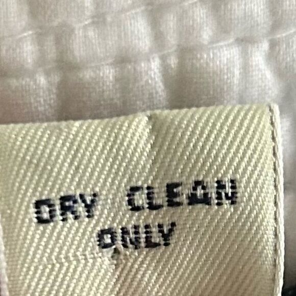 Ann Taylor Women’s Black Sleeveless 100% Silk Beaded Tank Top Size Medium - Picture 5 of 9